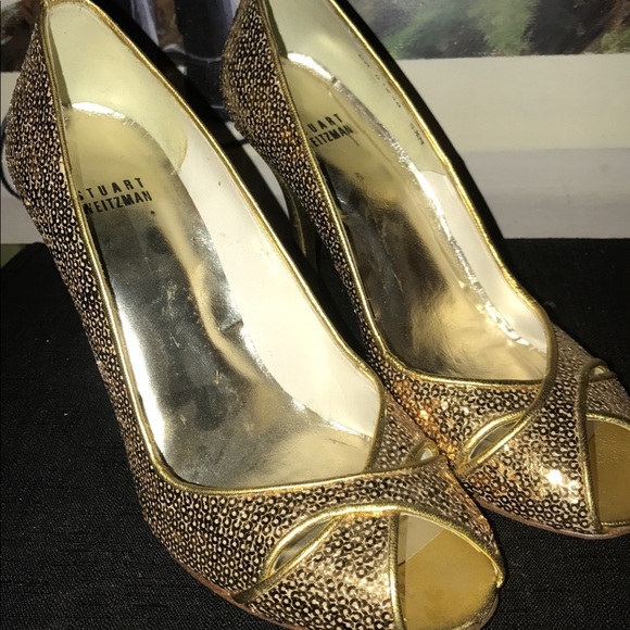 Stuart Weitzman Shoes - Gold Stuart Weitzman Heels size 8.5